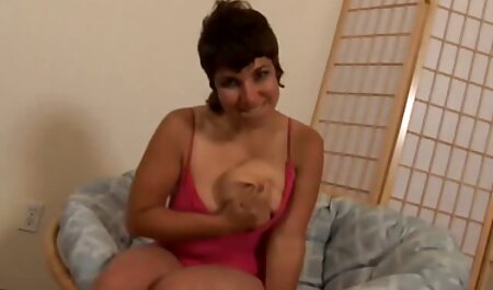 Russische porno in bad gratis sex film online is dronken met het meisje